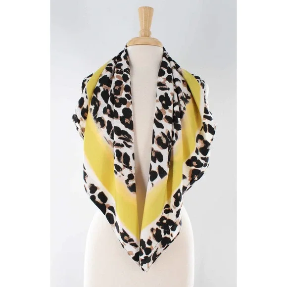 Vince Camuto Animal Print 36" Square Scarf #VC3013V - Picture 3 of 3